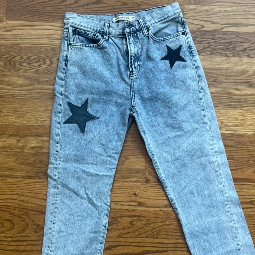 Unemployed Denim Straight Leg Jeans Distressed w/Star Patch Appliqués Size 27
